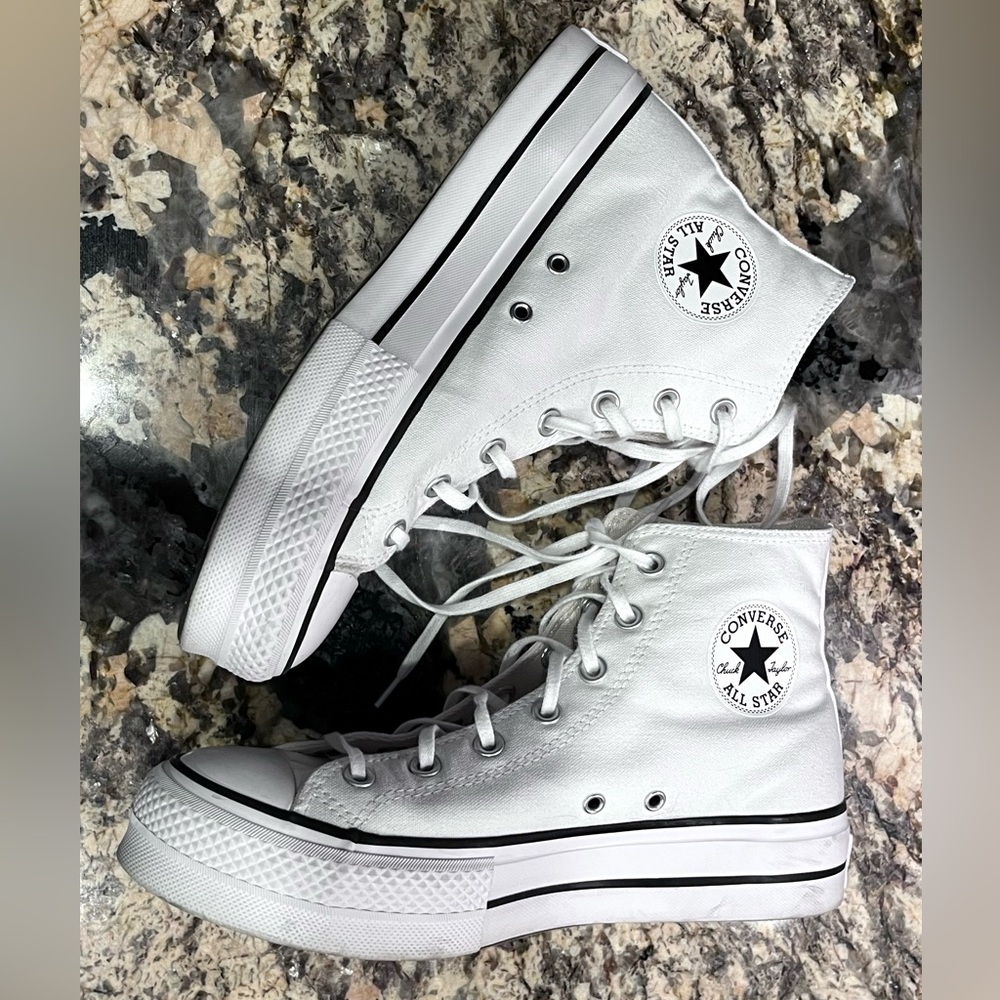 Converse All Star Lift Women’s Size 10